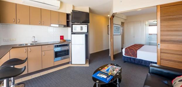 Broadbeach Savannah - 199