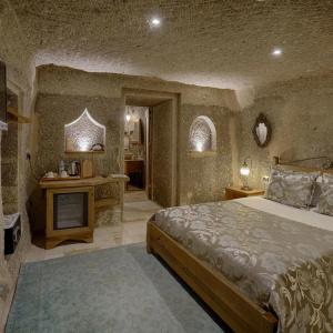 Hera Cave Suites - 44