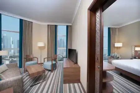 Hilton Garden Inn Dubai Al Mina - Jumeirah - 10