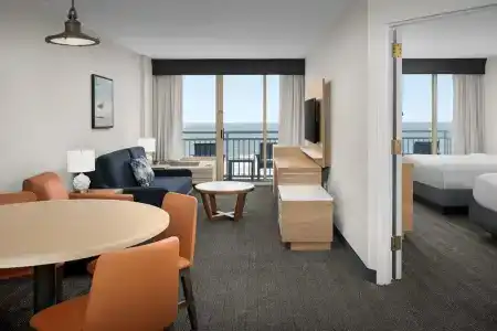 Courtyard Virginia Beach Oceanfront / North 37th Street - 79
