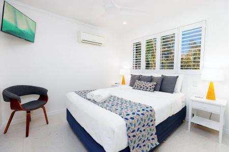 Noosa River Palms - 163