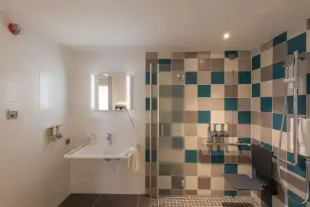 Hampton by Hilton Düsseldorf City Centre - 59