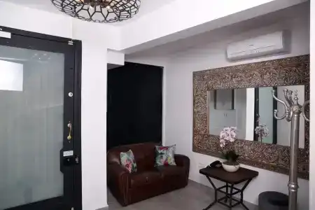 BGuest & Residence - 12