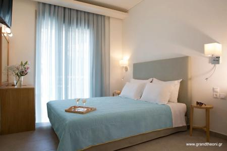 Grand Theoni Boutique & Spa - 6
