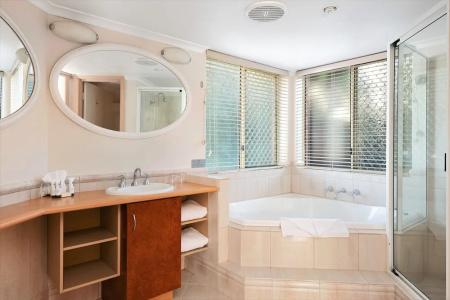 Quest Yelverton - 43