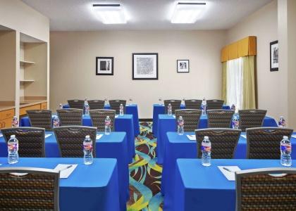Hampton Inn Dallas-Irving-Las Colinas - 18