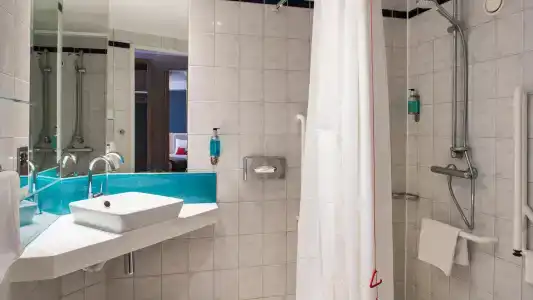 Holiday Inn Express Oxford Kassam Stadium, An Ihg - 8