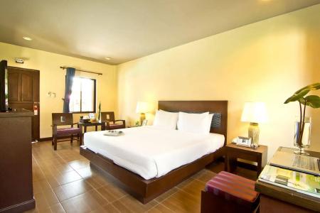 Rose Bay Resort - 32