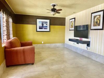 Savannah Inn and Suites - 1