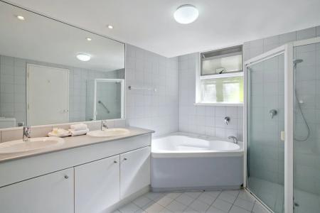 Emerald Noosa - 301