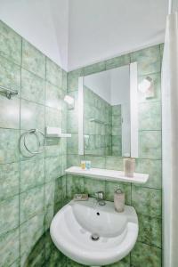 Pavlos Place - 147