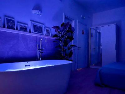 Le Coq Suites - 53