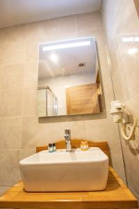La Pazza Suites - 8