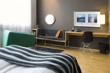 Mornington Bromma - 1