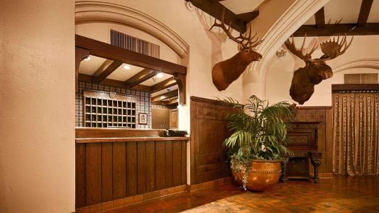 Best Western Premier Mariemont Inn - 26