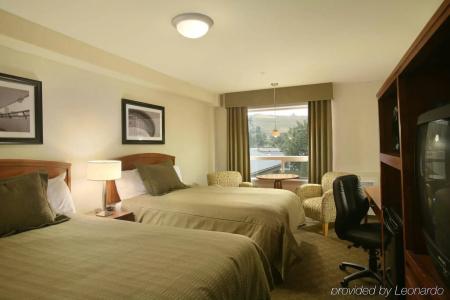 Sandman & Suites West - 35