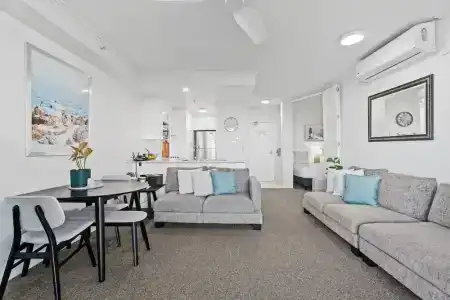 Crystal Bay On The Broadwater - 279