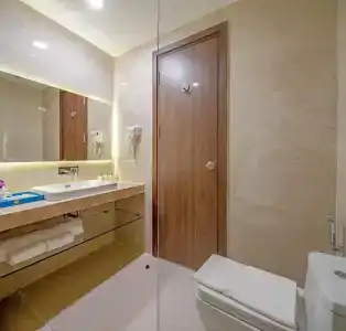 Gold Plaza Da Nang - 50