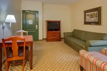 Country Inn & Suites by Radisson Near Universal - 39