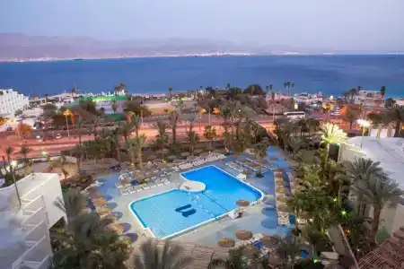 U Coral Beach Club - 19