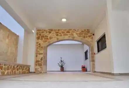 Ledra Maleme - 10