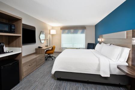 Holiday Inn Express & Suites-North, An Ihg - 47
