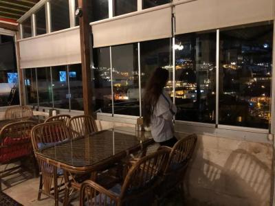 View Cave - 24