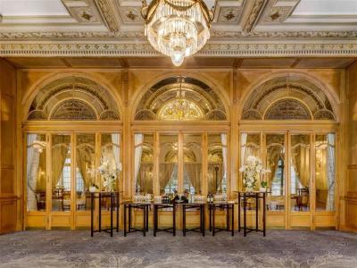 Fairmont Le Montreux Palace - 33