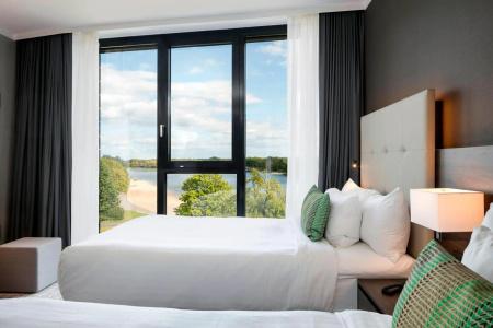 Courtyard by Marriott Wolfsburg - 1