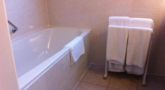 Claridge - 8