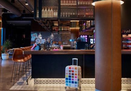 Moxy Denver Cherry Creek - 16