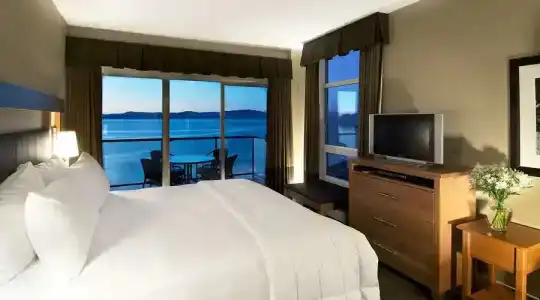 The Beach Club — Bellstars & Resorts - 32