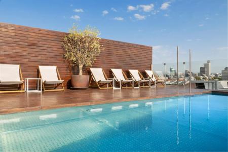 Melia Madrid Serrano - 25
