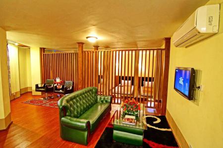 Shwe Ingyinn Mandalay - 24