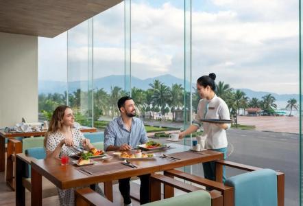 a La Carte Da Nang Beach - 34