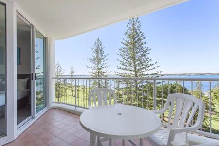 Crystal Bay On The Broadwater - 94