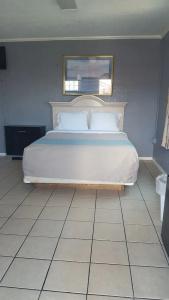 Bayfront Cottages - 21