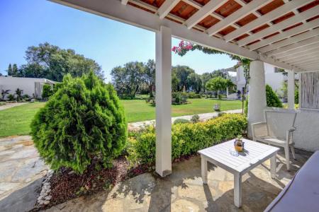 Kefi Beach & Suites - 41