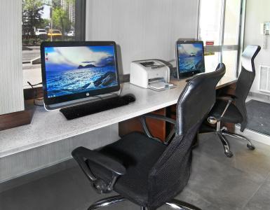 Holiday Inn Express and Suites, an IHG - 36