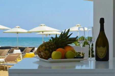 Island Boutique - 23