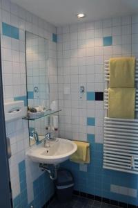 Axxe Motel Rasthof Kassel - 32