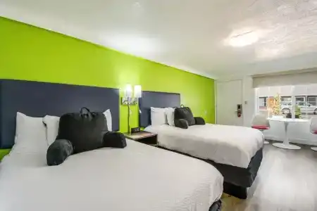 Signature Inn - 13