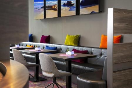 Park Inn by Radisson Köln City West - 17