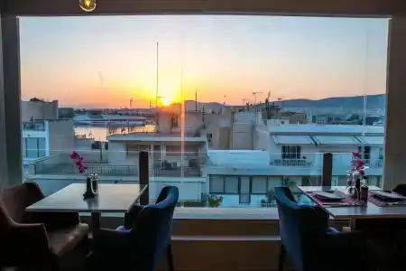 Piraeus City - 7