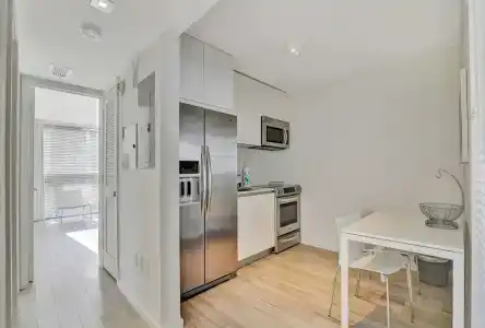 Beach Haus Key Biscayne Contemporary - 11