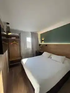 Kyriad Montpellier Sud - A709 - 35