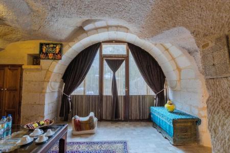 Gamirasu Cave - 100