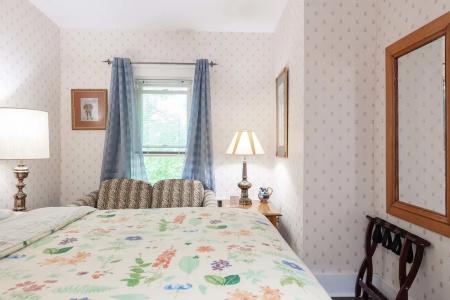 Stone Maiden Inn - 37