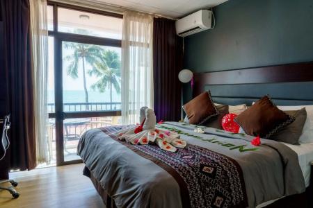 Smugglers Cove Beach Resort & - 27