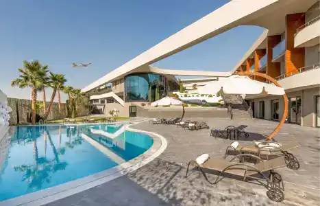 DoubleTree By Hilton Izmir Airport - 18